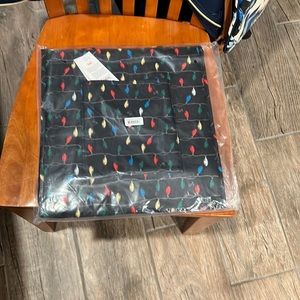 Lug Runner NWT Lights Black